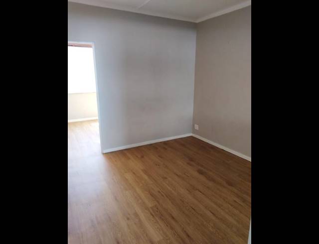 2 BEDROOM PROPERTY TO RENT IN CLAREMONT UPPER